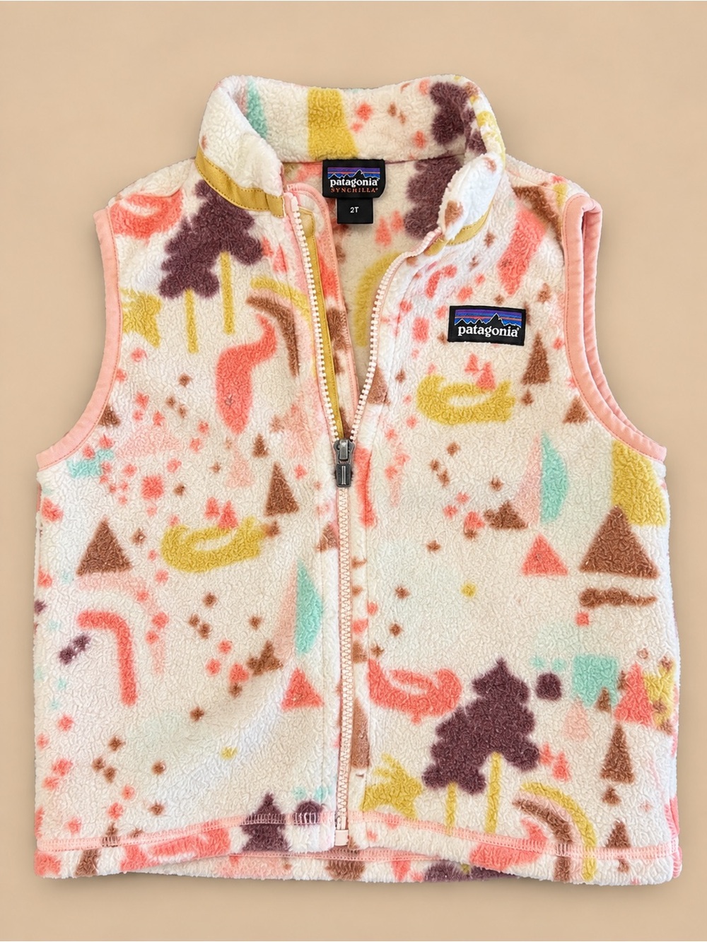Patagonia Baby Synchilla Printed Fleece Vest size 2T in Pink/Multi
